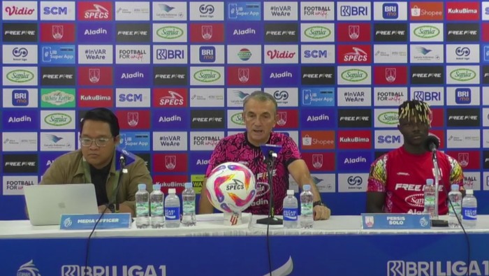 Persis Solo saat gelar jumpa pers menjelang laga kontra Persik Kediri di Stadion Manahan, Minggu (22/9/2024).