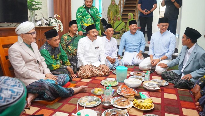 Radityo Egi Pratama dan Syaiful Anwar menghadiri kegiatan pelantikan Pengurus Cabang Nahdlatul Ulama (PCNU) Lampung Selatan.