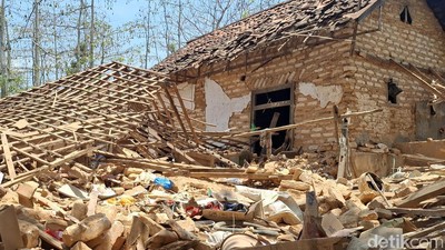 Dahsyatnya Ledakan di Sumenep Hancurkan Rumah-Tewaskan 2 Orang