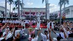 Teatrikal Peristiwa Perobekan Bendera Belanda di Surabaya