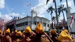 Teatrikal Peristiwa Perobekan Bendera Belanda di Surabaya