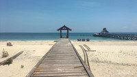 Spot foto di anjungan dermaga Gili Labak.