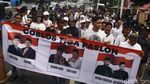 Massa Demo KPU Jakarta, Gelar Aksi Coblos Tiga Paslon