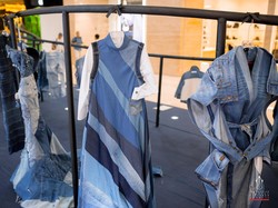 Foto: Ivan Gunawan Hingga Mel Ahyar Sulap Limbah Fashion Jadi Busana Keren