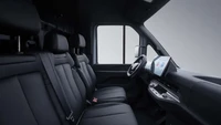 BYD E-Vali kali pertama diperkenalkan pada pameran IAA Transportation, di Jerman. Mobil listrik E-Vali diharapkan mulai dijual pada tahun 2025 dan bersaing dengan mobil-mobil listrik serupa di kelasnya seperti Ford E-Transit, Renault Master, dan lainnya. Foto: Dok. BYD