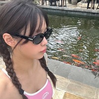 Chuu menghabiskan liburan musim panasnya di Bali. Mantan personel grup KPop LOONA itu baru-baru ini memamerkan fotonya di Instagram. Foto: dok. Instagram @chuuo3o