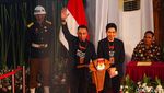 Dapat Nomor Urut 2 Pilgub Jakarta, Dharma-Kun Pose 2 Jari