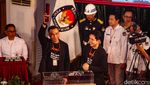 Dapat Nomor Urut 2 Pilgub Jakarta, Dharma-Kun Pose 2 Jari