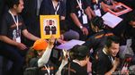 Dapat Nomor Urut 2 Pilgub Jakarta, Dharma-Kun Pose 2 Jari