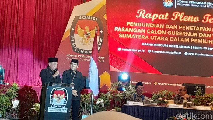 Edy Rahmayadi dan Hasan Basri Sagala saat sambutan di pengundian nomor urut di Pilgub Sumut (Foto: Nizar Aldi/detikSumut)