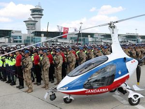 Erdogan Serahkan 7.204 Mobil Patroli hingga Gyrocopter untuk Polisi Turki
