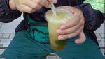 20 Es Cincau Hijau yang Dingin Manis Ini Harganya Rp 3.000-an