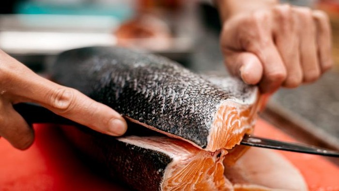 Orang Jepang Gemar Makan Ikan Mentah, Ini 5 Fakta Menariknya