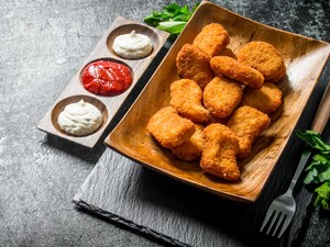 Makanan Terburuk untuk Kesehatan Jantung hingga Kuliner Legendaris Sukabumi