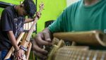 Ini Gitar yang Terbuat dari Bambu Made in Bandung