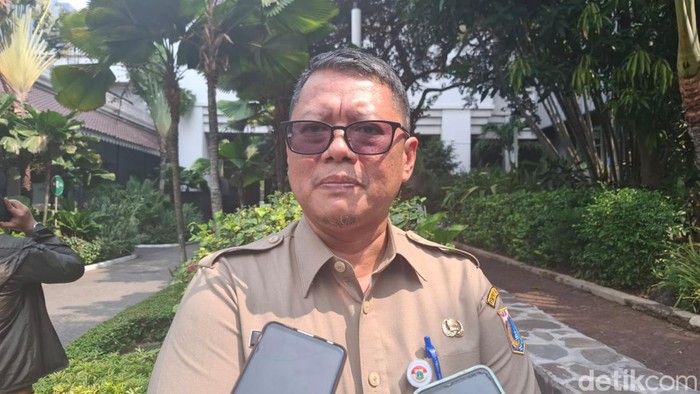 Kepala Dinas Dukcapil DKI Jakarta Budi Awaluddin