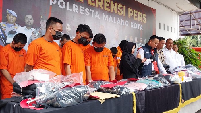 Komplotan pencuri modus gembos ban mobil nasabh di Malang diringkus