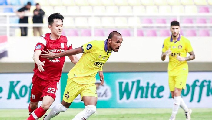 Laga Persis vs Persik di Stadion ManahanSolo