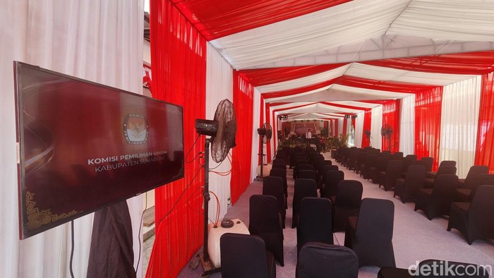Lokasi pengundian nomor urut di KPU Sukabumi.