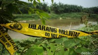 Penemuan tujuh mayat remaja laki-laki yang mengambang di Kali Bekasi menggemparkan publik.  