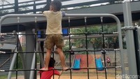 Saat detikTravel berada di taman ini, Kamis (12/9/2024) suasana ramai telah tercipta di taman ini.  