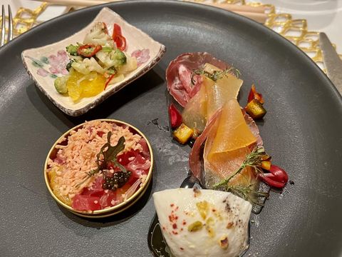 Menu Baru The Orient8 Hotel Mulia Senayan Jakarta.