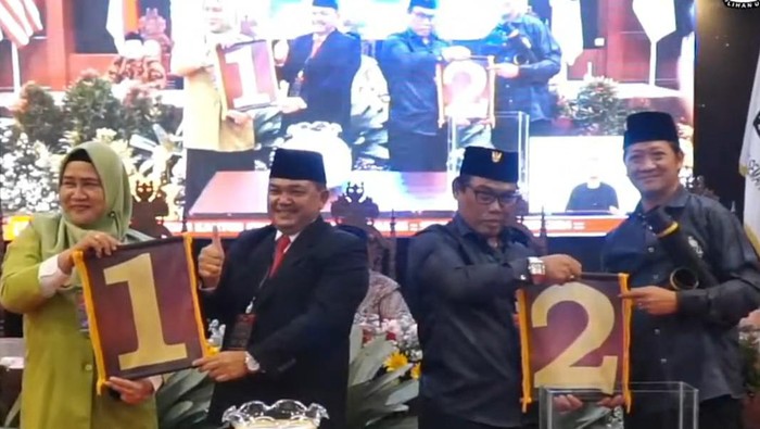 Pengambilan nomor urut di Pilbup Semarang.