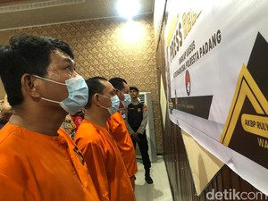 3 Anggota DPRD Mentawai: Dilantik Dulu, Pesta Sabu Kemudian