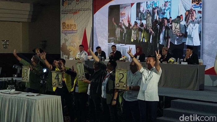 Paslon kontestan Pilwalkot Bandung 2024.