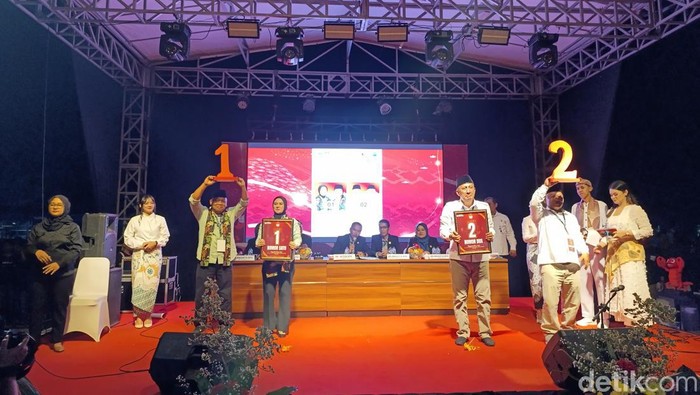 Pengundian nomor urut paslon Pilbup Pangandaran 2024.
