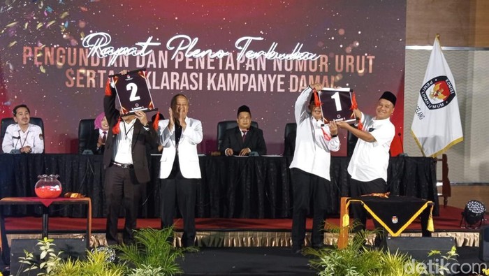 Pengundian nomor urut paslon Wali Kota-Wakil Wali Kota Magelang di Atria Hotel Magelang, Senin (23/9/2024) malam.