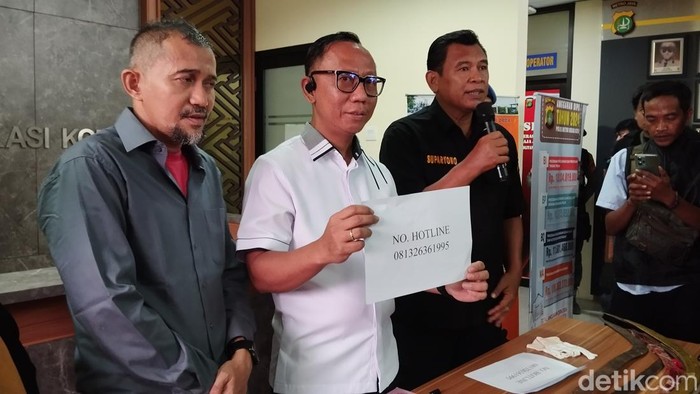Polisi membuka posko pengaduan orang hilang terkait 7 mayat di Kali Bekasi.
