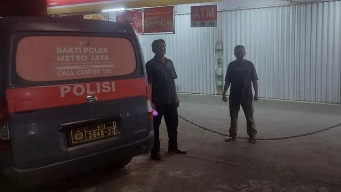 Polisi menyelidiki kasus pencurian motor di Sawangan, Depok.