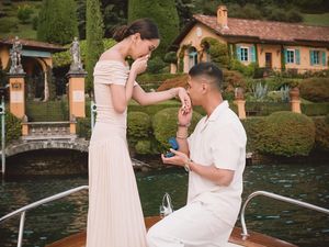 Momen Manis Al Ghazali Lamar Alyssa Daguise di Italia
