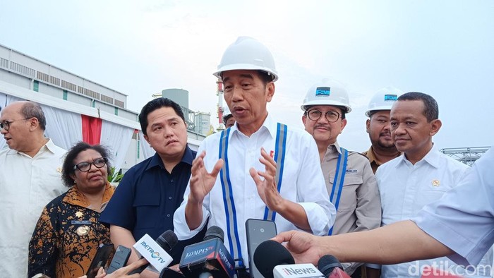 Presiden Joko Widodo (Jokowi) Resmikan Smelter Freeport di Gresik