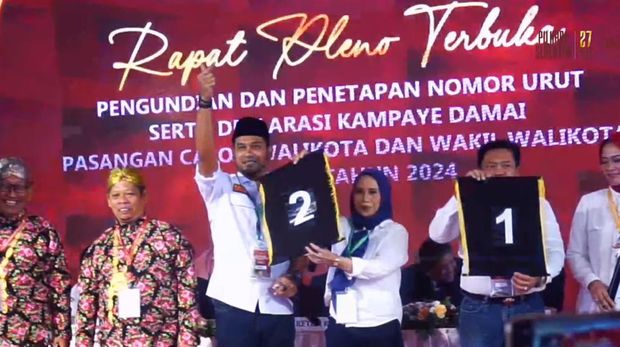 Rapat pleno pengundian dan penetapan nomor urut paslon Pilkada Kota Salatiga 2024, Senin (23/9/2024).
