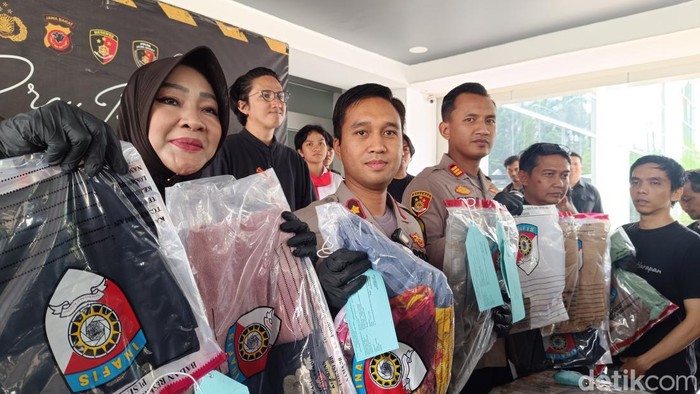 Rilis Kasus Perampokan Tewaskan Warga di Bogor