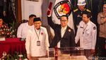 Senyum RK-Suswono Dapat Nomor Urut 1 Pilgub Jakarta