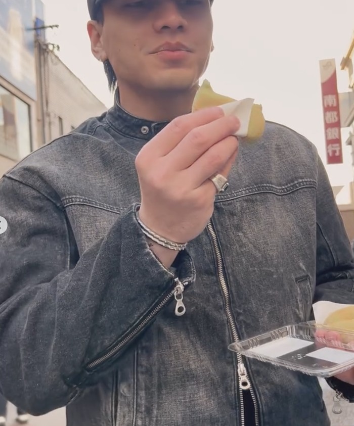 Serunya Momen Kulineran Jefri Nichol di Jepang hingga Italia