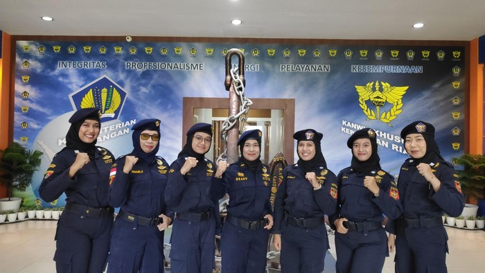Srikandi Bea Cukai