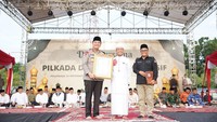 Agenda yang diinisasi mantan Kadiv Humas Polri itupun mendapat apresiasi Penjabat Gubernur Rahman Hadi. Bahkan Ketua KPU dan Bawaslu Riau selaku penyelenggara di Pilkada Serentak 2024. (Foto: Dok Humas Polda Riau).