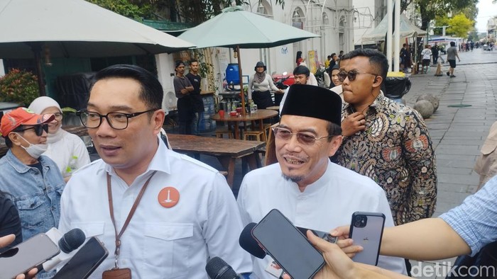 Cagub-cawagub Pilkada Jakarta Ridwan Kamil-Suswono. (Brigitta/detikcom)