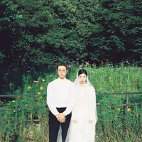 Kabar tersebut cukup mengejutkan para penggemar yang tidak mengetahui bahwa keduanya berpacaran. Meski begitu, mereka ikut mengucapkan selamat selagi mengagumi kecocokan keduanya. Foto: Instagram