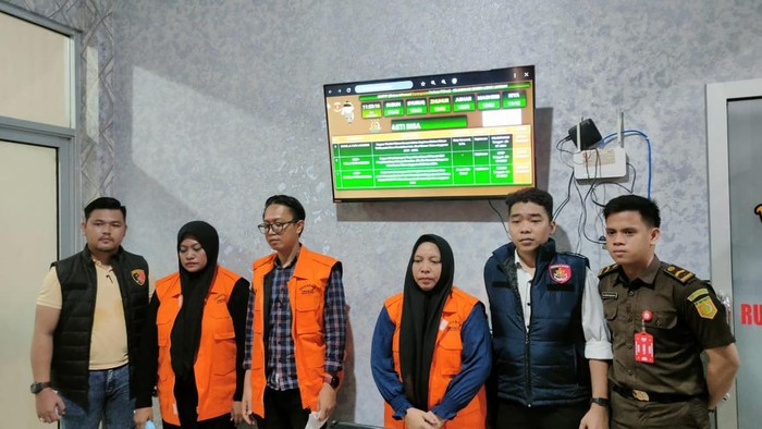 Kasus 3 tersangka korupsi BLUD RSUD Rupit Muratara tahun 2018 diserahkan ke jaksa.
