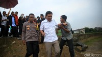 Hadir dalam agenda ini Kapolres Metro Bekasi Kota Kombes Dani Hamdani. Turut serta dalam agenda ini pihak dari BPBD.