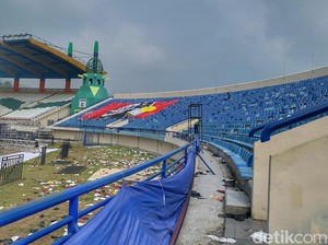 Jabar Hari Ini: 8 Steward Dibawa ke RS Usai Ricuh di Si Jalak Harupat