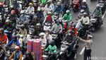 Lalu Lintas di Depan Gedung DPR Macet gegara Demo Petani
