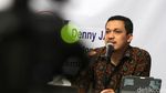 Rapor Biru dan Merah 10 Tahun Pemerintahan Jokowi