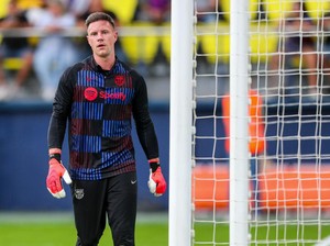 Ter Stegen Cedera, Barca Buka Opsi Rekrut Kiper Baru