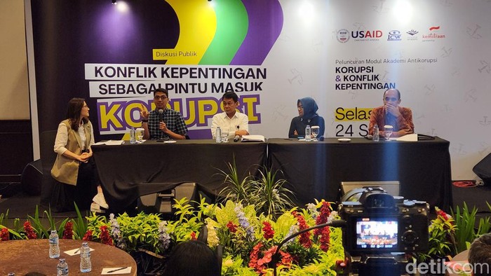 Nawawi Pomolango di Acara Diskusi